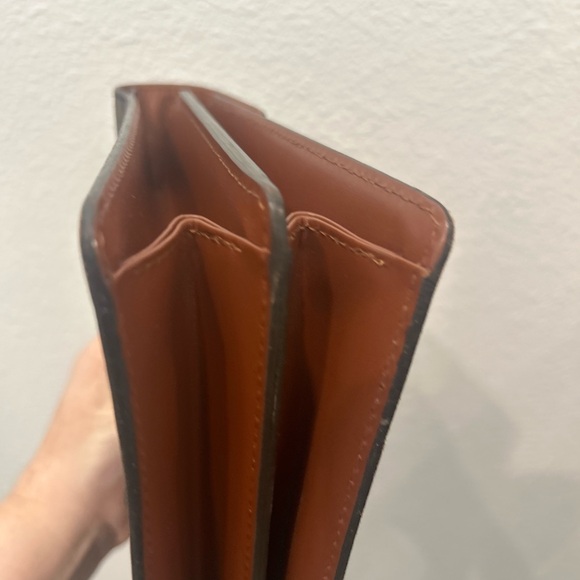 Louis Vuitton GUC Concorde Clutch Bag - Picture 4 of 14